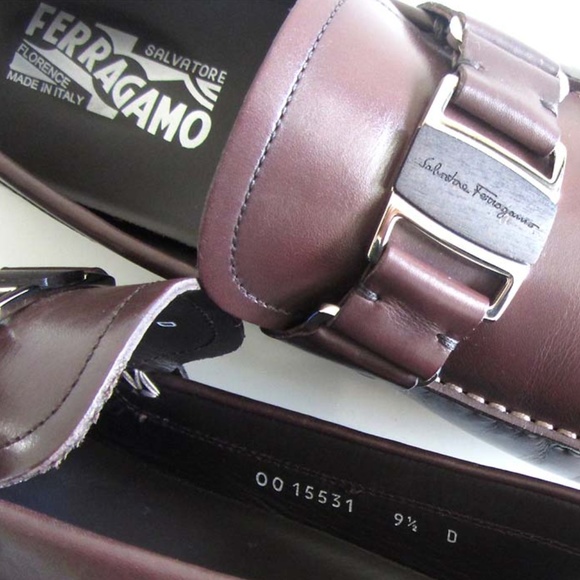 SALVATORE FERRAGAMO Sardegna buckle drivers 9 1/2 - Picture 8 of 8